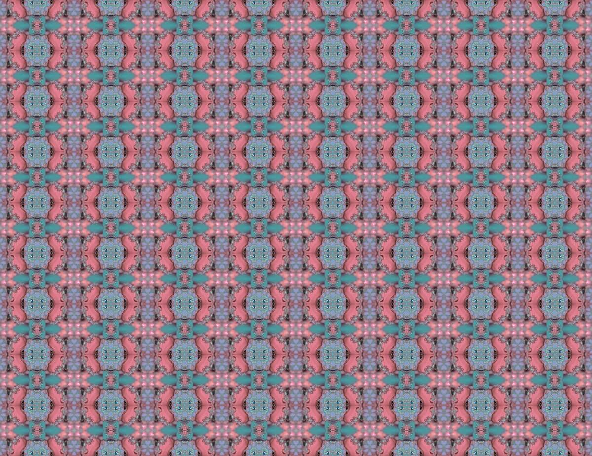 Glitterazzi pattern in victorian colorway (pink and blue)